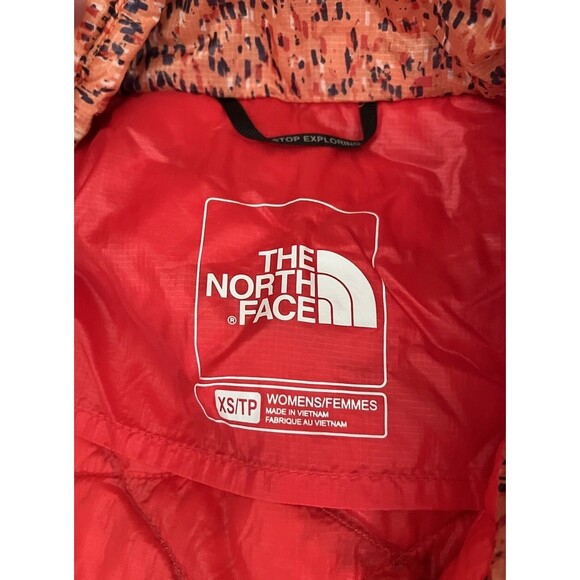 The North Face Women’s XS Thermoball Vest Pattern - Picture 10 of 10